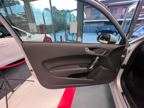 Audi A1 1.4 tfsi Ambition 122cv s-tronic - Immagine 14