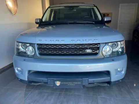 Land Rover Range Rover Sport 3.0 tdV6 HSE auto - Immagine 2