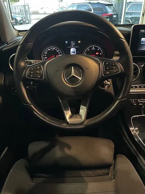 Mercedes GLC 220 d Business 4matic auto - Immagine 5