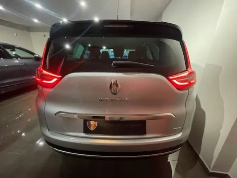 Renault Grand Scenic 1.5 dci energy Bose 110cv edc - Immagine 11