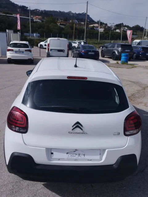 Citroen C3 1.2 puretech Feel s&s 83cv neopatentati my20 - Immagine 6