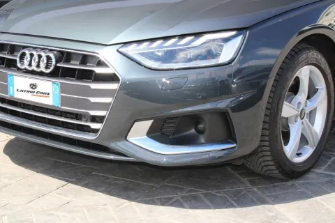 Audi A4 Avant 30 2.0 tdi mhev Business Advanced 136cv s-tronic - Immagine 2