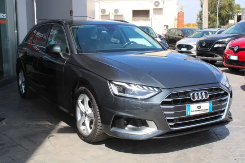 Audi A4 Avant 30 2.0 tdi mhev Business Advanced 136cv s-tronic - Immagine 4