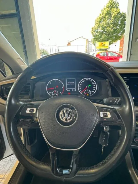 Volkswagen Polo 5p 1.6 tdi Comfortline 95cv dsg - Immagine 3