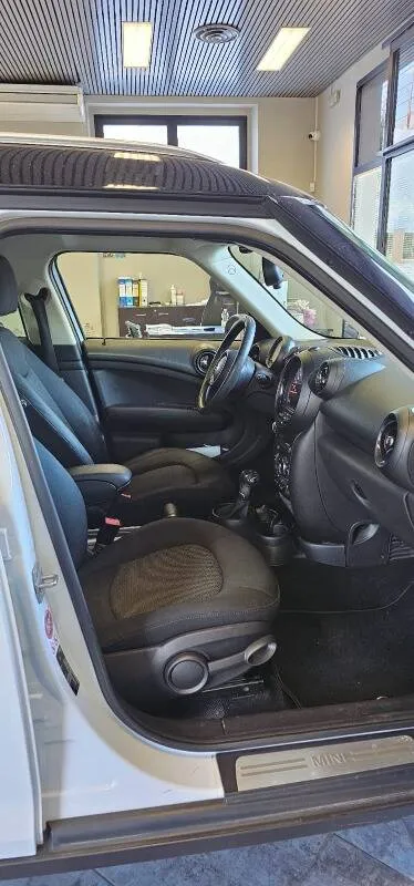 Mini Mini Countryman 2.0 Cooper D Business auto E6 - Immagine 9