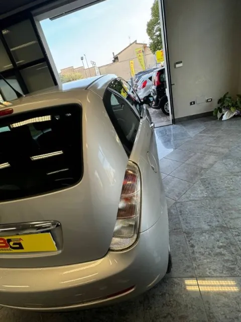Lancia Ypsilon 1.2 8v Argento - Immagine 4