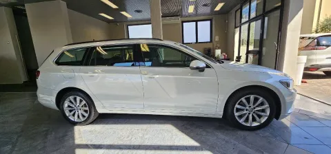 Volkswagen Passat Variant 2.0 tdi Executive 150cv dsg 7m - Immagine 2