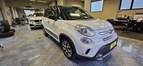 Fiat 500L 1.3 mjt Trekking 85cv - Immagine 2