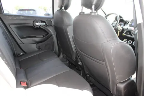 Fiat 500X 1.6 mjt City Cross 4x2 120cv dct - Immagine 9