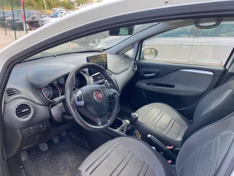 Fiat Grande Punto 5p 1.3 mjt 16v Dynamic c/esp 75cv - Immagine 6