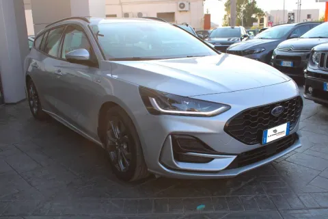 Ford Focus SW 1.5 ecoblue ST-Line 115cv auto - Immagine 4