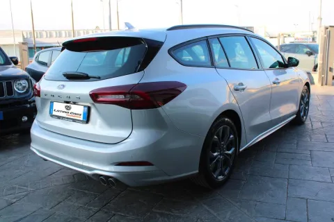 Ford Focus SW 1.5 ecoblue ST-Line 115cv auto - Immagine 5