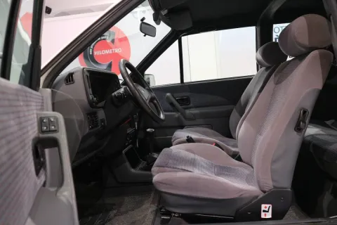 Ford Escort Cabrio 1.4 XR3 - Immagine 8