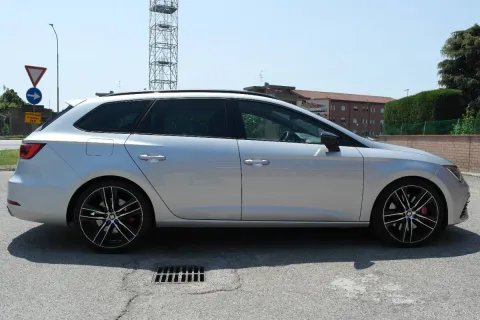 Seat Leon ST 2.0 tsi Cupra 300cv dsg - Immagine 6