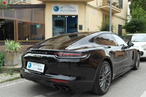 Porsche Panamera Sport Turismo 4.0 Turbo S e-hybrid auto - Immagine 5