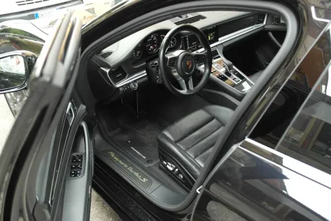 Porsche Panamera Sport Turismo 4.0 Turbo S e-hybrid auto - Immagine 11