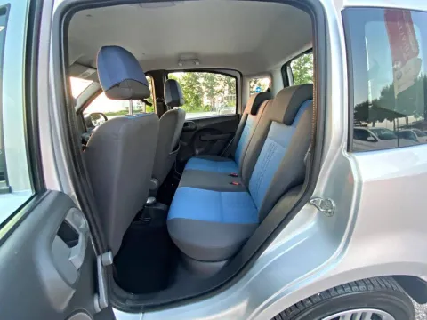 Fiat Panda 1.2 natural power Dynamic - Immagine 8