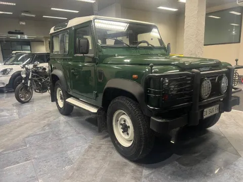 Land Rover Defender 90 2.5 td5 County SW - Immagine 3