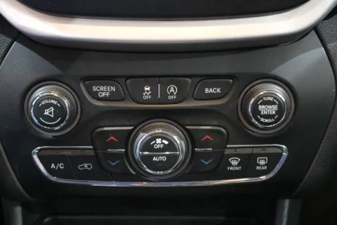Jeep Cherokee 2.2 mjt II Night Eagle 4wd active drive I 185cv auto my18 - Immagine 15