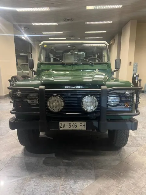 Land Rover Defender 90 2.5 td5 County SW - Immagine 5