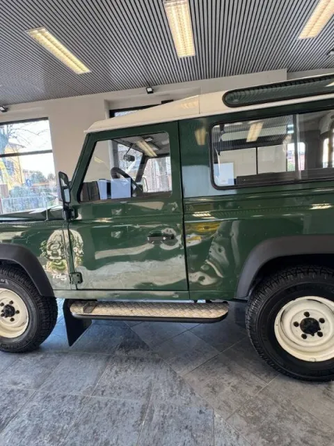 Land Rover Defender 90 2.5 td5 County SW - Immagine 17