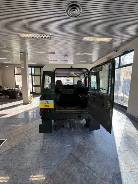 Land Rover Defender 90 2.5 td5 County SW - Immagine 19