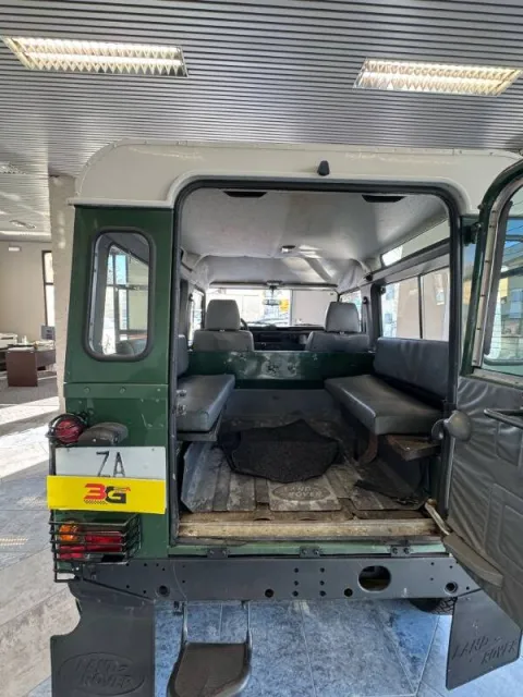 Land Rover Defender 90 2.5 td5 County SW - Immagine 20