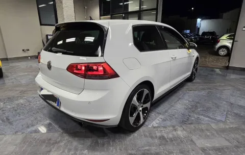 Volkswagen Golf 3p 2.0 tsi Gti - Immagine 7