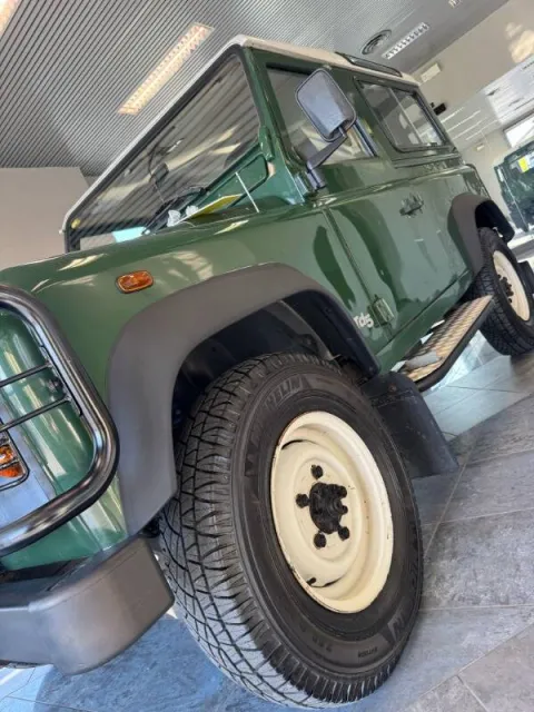 Land Rover Defender 90 2.5 td5 County SW - Immagine 30