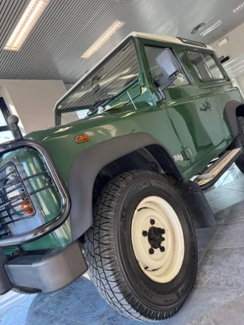 Land Rover Defender 90 2.5 td5 County SW - Immagine 31