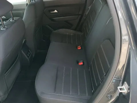 Dacia Duster 1.0 tce Prestige Gpl 4x2 100cv - Immagine 11