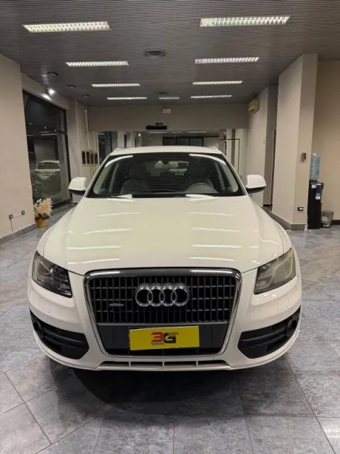 Audi Q5 2.0 tdi quattro 170cv dpf - Immagine 3