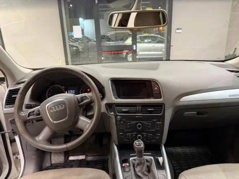 Audi Q5 2.0 tdi quattro 170cv dpf - Immagine 18