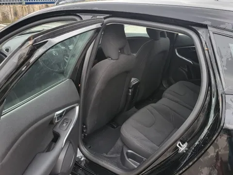 Volvo V40 2.0 d2 Business my17 - Immagine 13