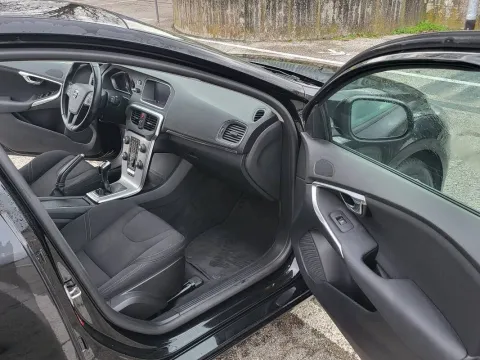Volvo V40 2.0 d2 Business my17 - Immagine 14