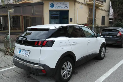Peugeot 3008 1.5 bluehdi Active s&s 130cv - Immagine 5