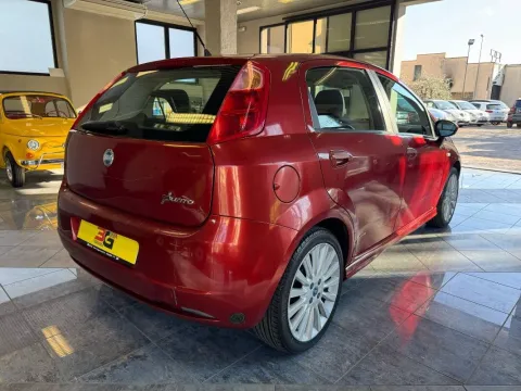 Fiat Grande Punto 5p 1.4 sjt 16v Sport 95cv - Immagine 4
