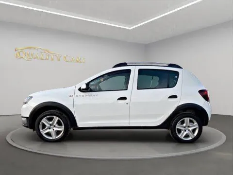 Dacia Sandero Stepway 1.5 dci Prestige 90cv - Immagine 3