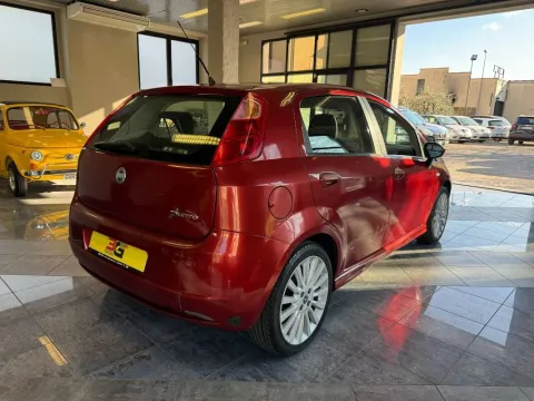 Fiat Grande Punto 5p 1.4 sjt 16v Sport 95cv - Immagine 19