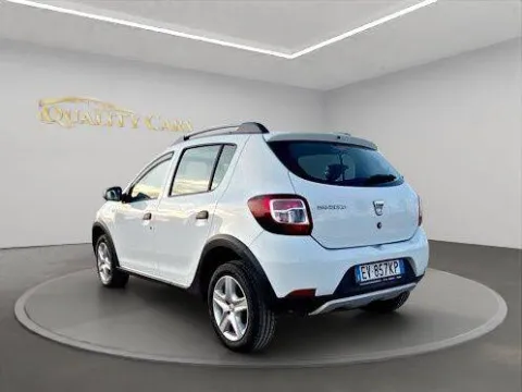 Dacia Sandero Stepway 1.5 dci Prestige 90cv - Immagine 10