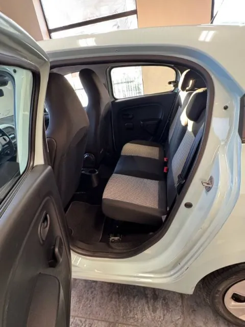 Renault Twingo 1.0 sce Live 70cv - Immagine 14