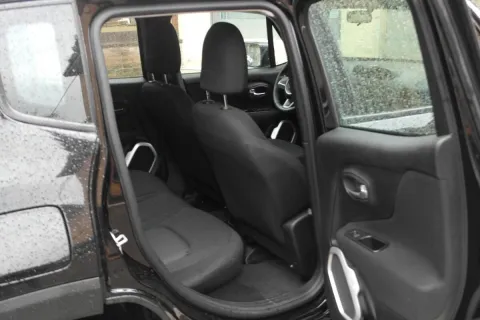 Jeep Renegade 1.6 mjt Sport fwd 95cv my18 - Immagine 14