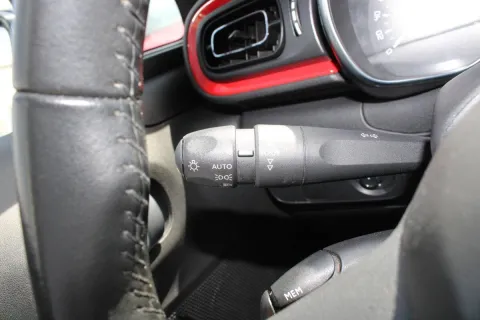 Citroen C3 1.2 puretech Shine s&s 110cv eat6 my18 - Immagine 23