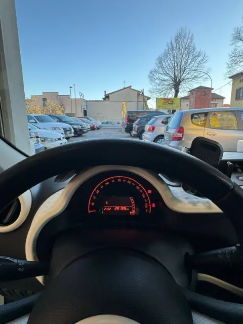 Renault Twingo 1.0 sce Live 70cv - Immagine 19