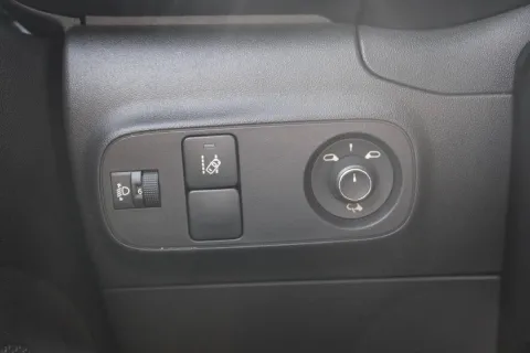 Citroen C3 1.2 puretech Shine s&s 110cv eat6 my18 - Immagine 24