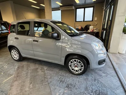 Fiat Panda 1.2 Lounge 69cv - Immagine 11