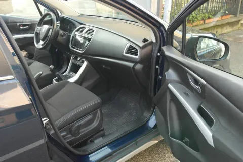 Suzuki S-Cross 1.0 boosterjet Cool s&s 2wd - Immagine 13