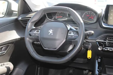 Peugeot 208 1.2 puretech Active s&s 75cv - Immagine 10