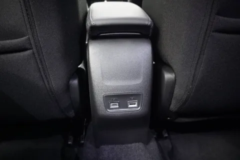 Peugeot 2008 1.2 puretech Allure s&s 100cv - Immagine 16