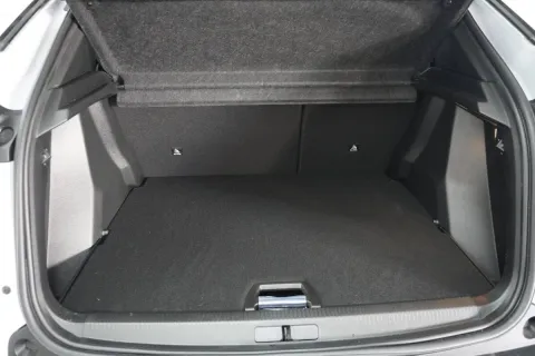 Peugeot 2008 1.2 puretech Allure s&s 100cv - Immagine 17